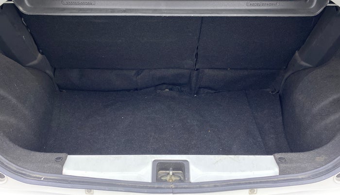 2019 Maruti New Wagon-R VXI 1.0, Petrol, Manual, 22,159 km, Boot Inside