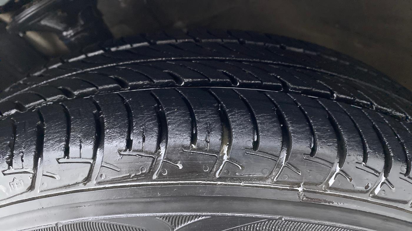 2019 Maruti New Wagon-R VXI 1.0, Petrol, Manual, 22,159 km, Left Front Tyre Tread