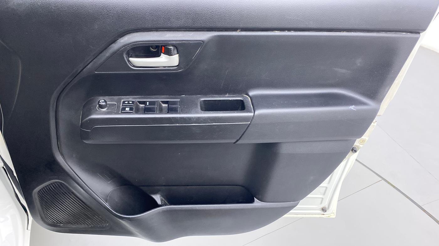2019 Maruti New Wagon-R VXI 1.0, Petrol, Manual, 22,159 km, Driver Side Door Panels Control
