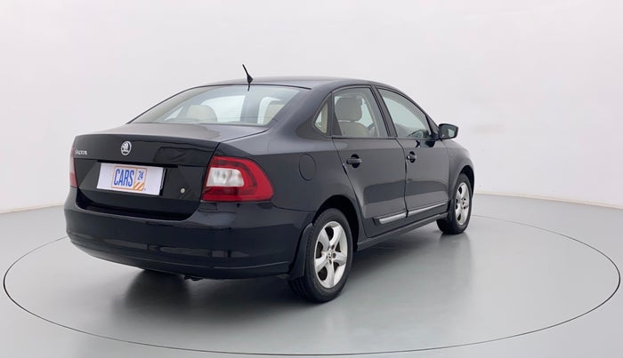 2013 Skoda Rapid ELEGANCE 1.6 MPI MT, Petrol, Manual, 42,359 km, Right Back Diagonal