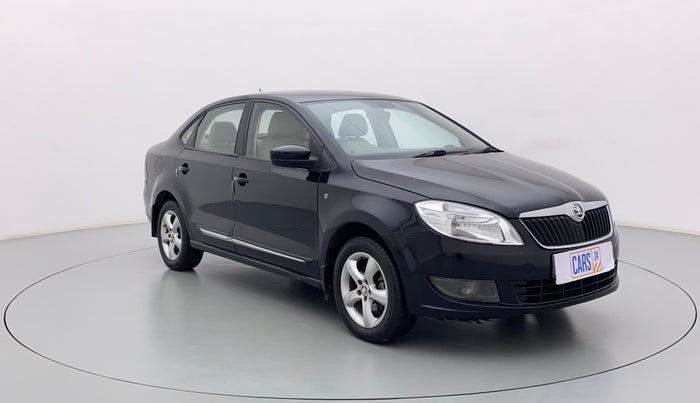 2013 Skoda Rapid ELEGANCE 1.6 MPI MT, Petrol, Manual, 42,359 km, Right Front Diagonal