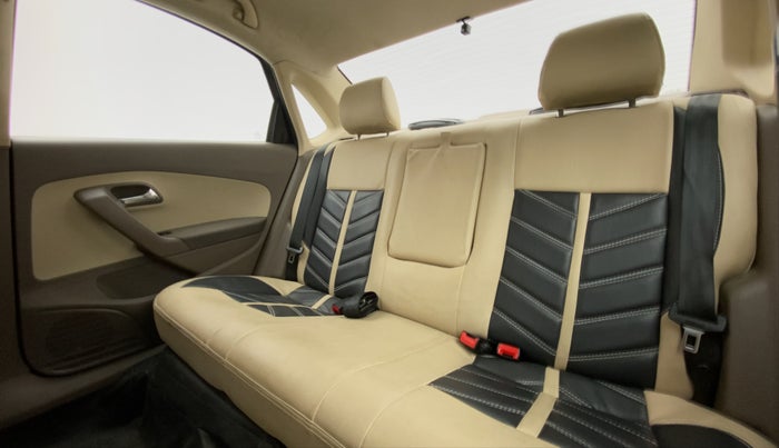 2013 Skoda Rapid ELEGANCE 1.6 MPI MT, Petrol, Manual, 42,359 km, Right Side Rear Door Cabin