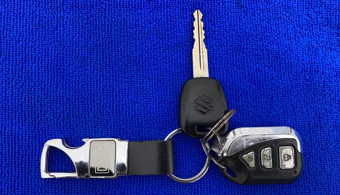 2011 Maruti Ritz VXI, Petrol, Manual, 81,162 km, Key Close Up