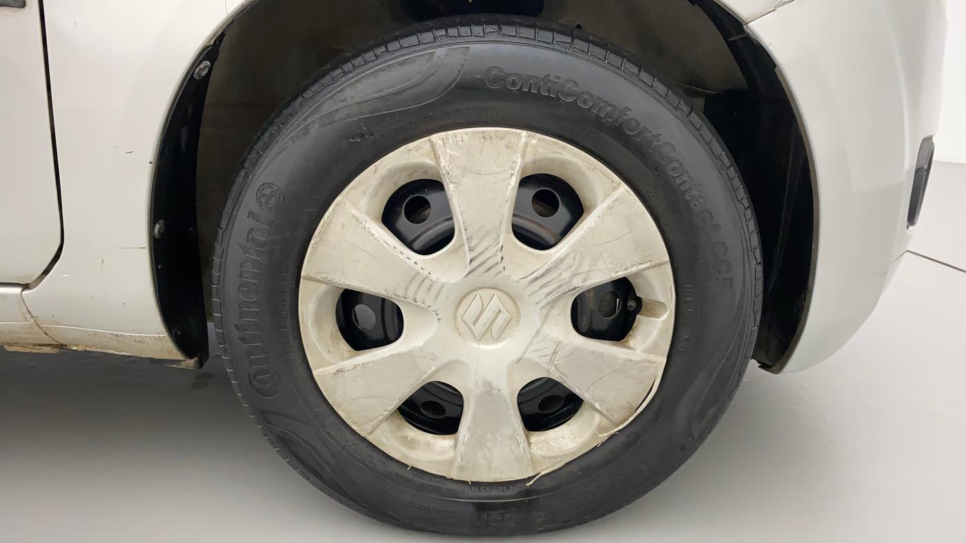 2011 Maruti Ritz VXI, Petrol, Manual, 81,162 km, Right Front Wheel