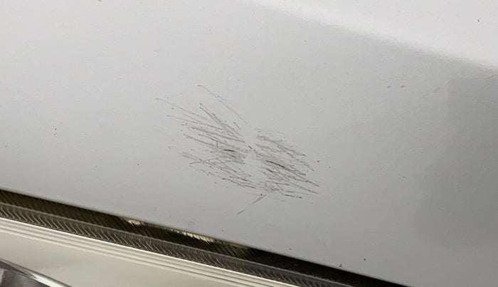 2011 Maruti Ritz VXI, Petrol, Manual, 81,162 km, Bonnet (hood) - Minor scratches