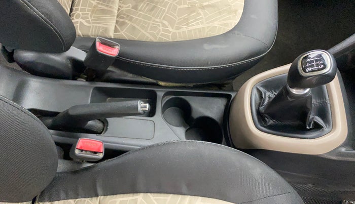 2015 Hyundai Grand i10 ASTA 1.2 KAPPA VTVT, Petrol, Manual, 95,057 km, Gear Lever