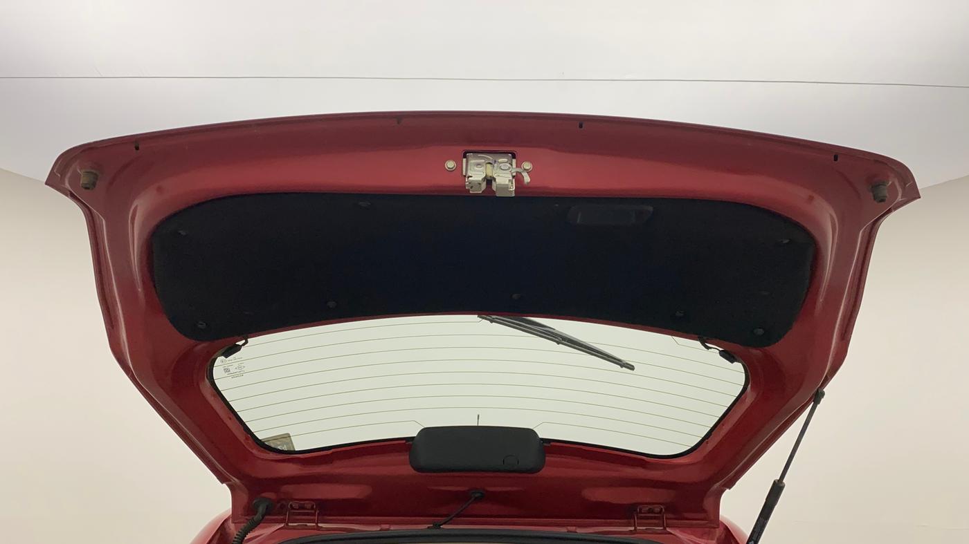 2015 Toyota Etios Liva V, Petrol, Manual, 70,386 km, Boot Door Open