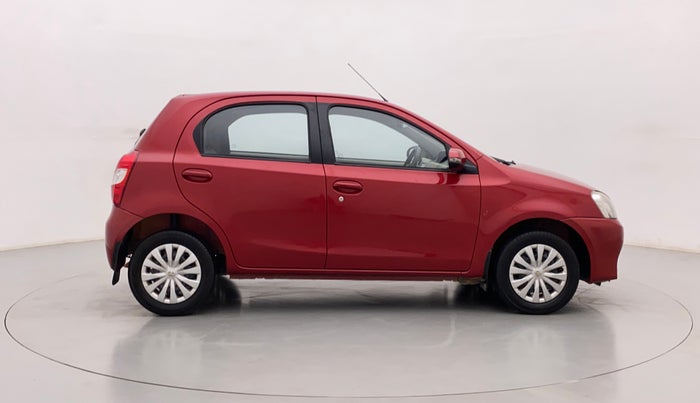 2015 Toyota Etios Liva V, Petrol, Manual, 70,386 km, Right Side View