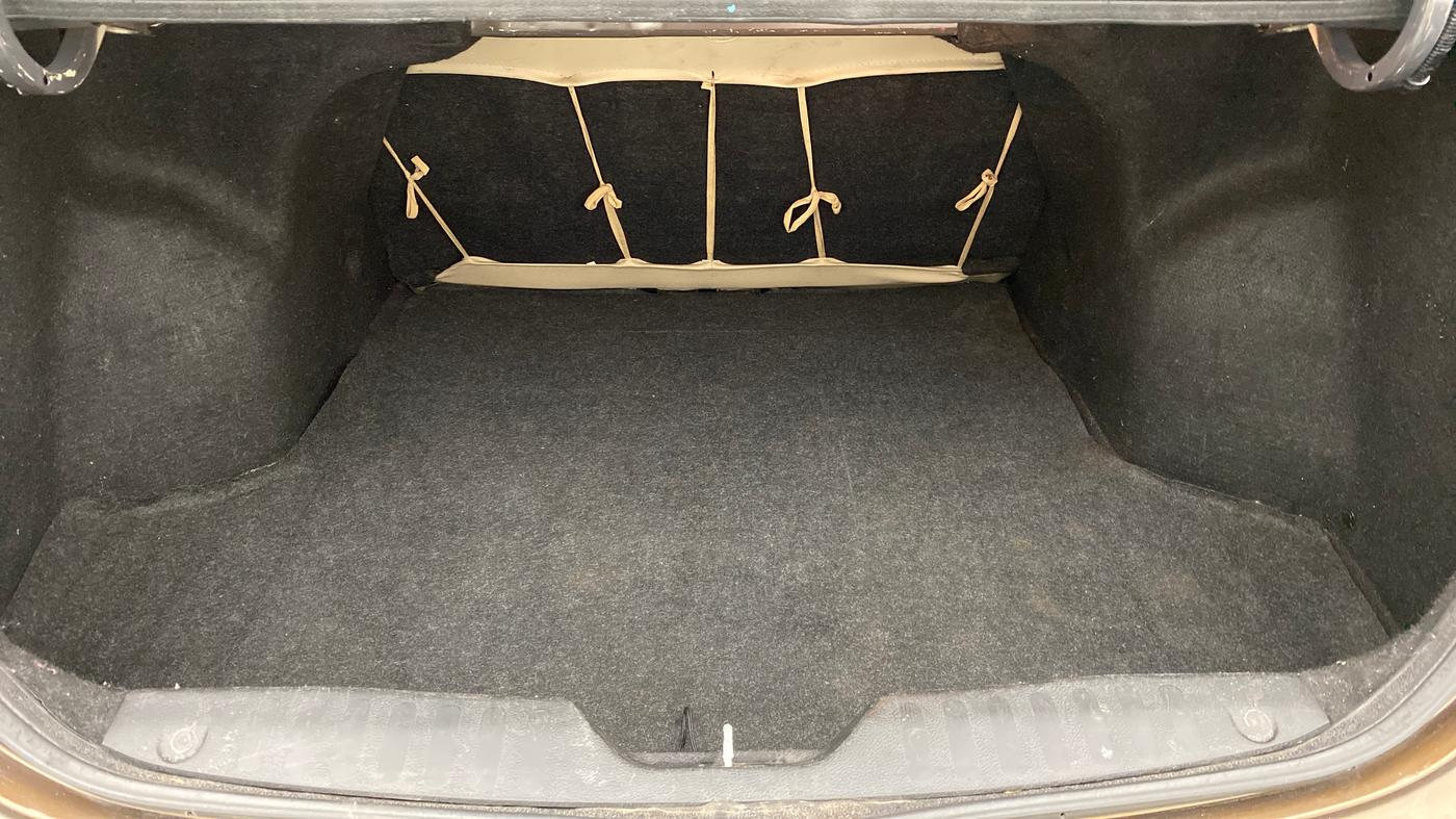 2014 Maruti Ciaz ZXI AMT, Petrol, Automatic, 82,635 km, Boot Inside