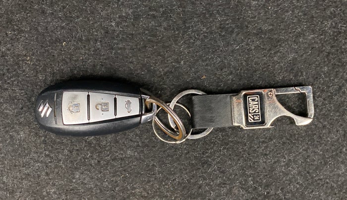 2014 Maruti Ciaz ZXI AMT, Petrol, Automatic, 82,635 km, Key Close Up