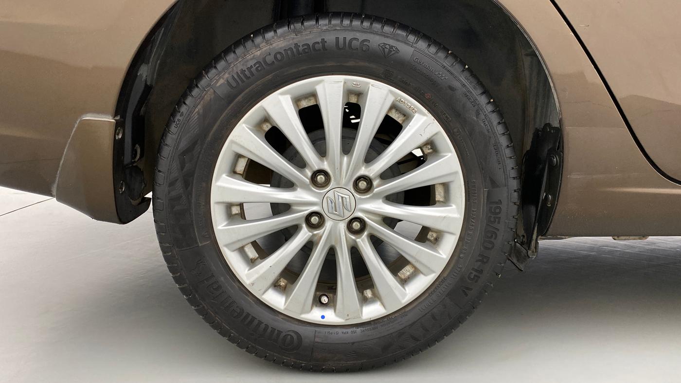 2014 Maruti Ciaz ZXI AMT, Petrol, Automatic, 82,635 km, Right Rear Wheel