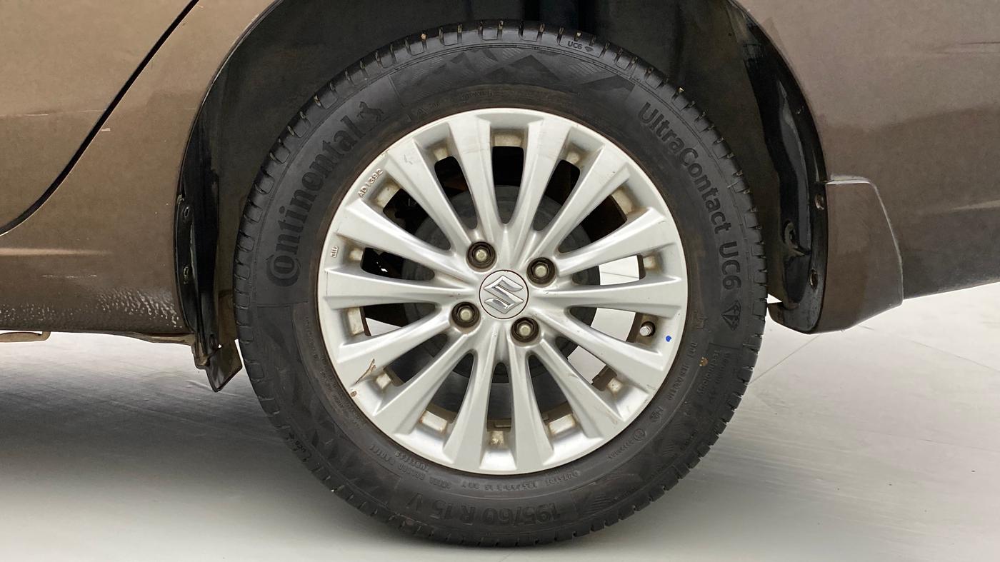 2014 Maruti Ciaz ZXI AMT, Petrol, Automatic, 82,635 km, Left Rear Wheel