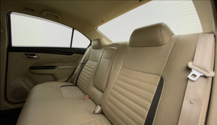 2014 Maruti Ciaz ZXI AMT, Petrol, Automatic, 82,635 km, Right Side Rear Door Cabin