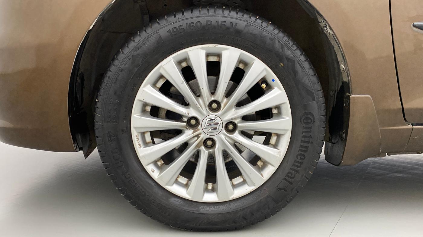 2014 Maruti Ciaz ZXI AMT, Petrol, Automatic, 82,635 km, Left Front Wheel