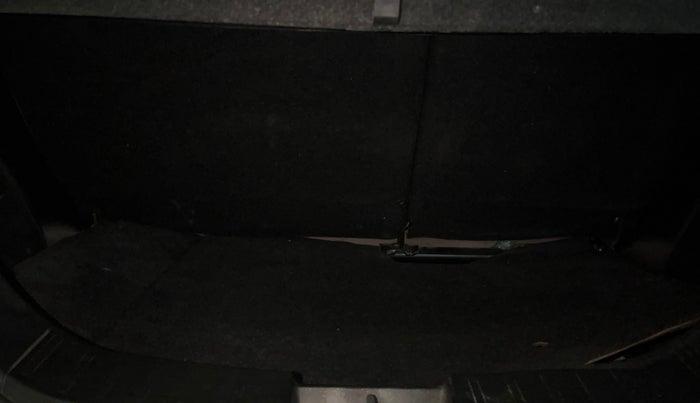 2016 Maruti Wagon R 1.0 VXI, Petrol, Manual, 33,855 km, Boot Inside