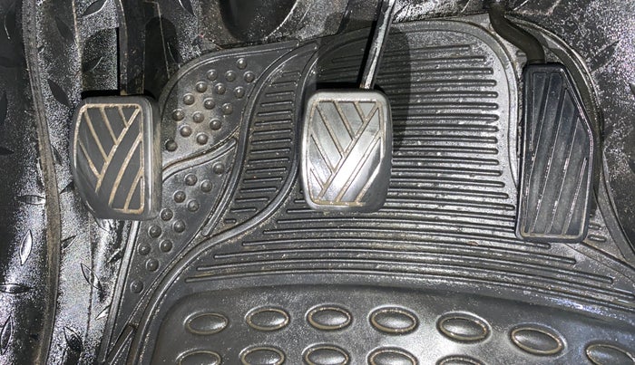 2021 Maruti IGNIS SIGMA 1.2, Petrol, Manual, 32,609 km, Pedals