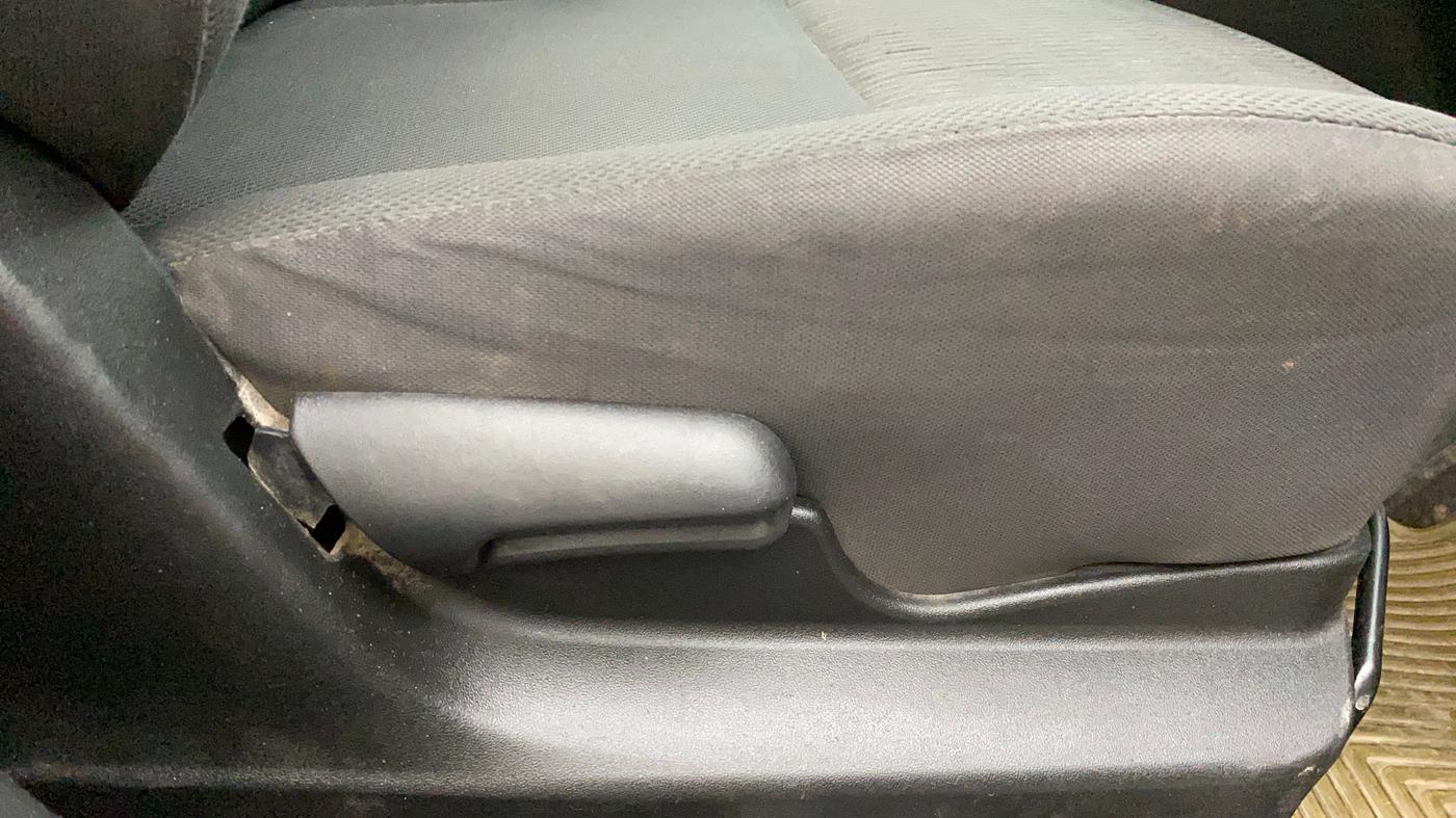 2016 Maruti Vitara Brezza VDI (O), Diesel, Manual, 80,227 km, Driver Side Adjustment Panel