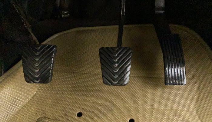 2014 Hyundai Verna FLUIDIC 1.4 VTVT CX, Petrol, Manual, 57,937 km, Pedals