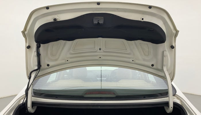 2014 Hyundai Verna FLUIDIC 1.4 VTVT CX, Petrol, Manual, 57,937 km, Boot Door Open