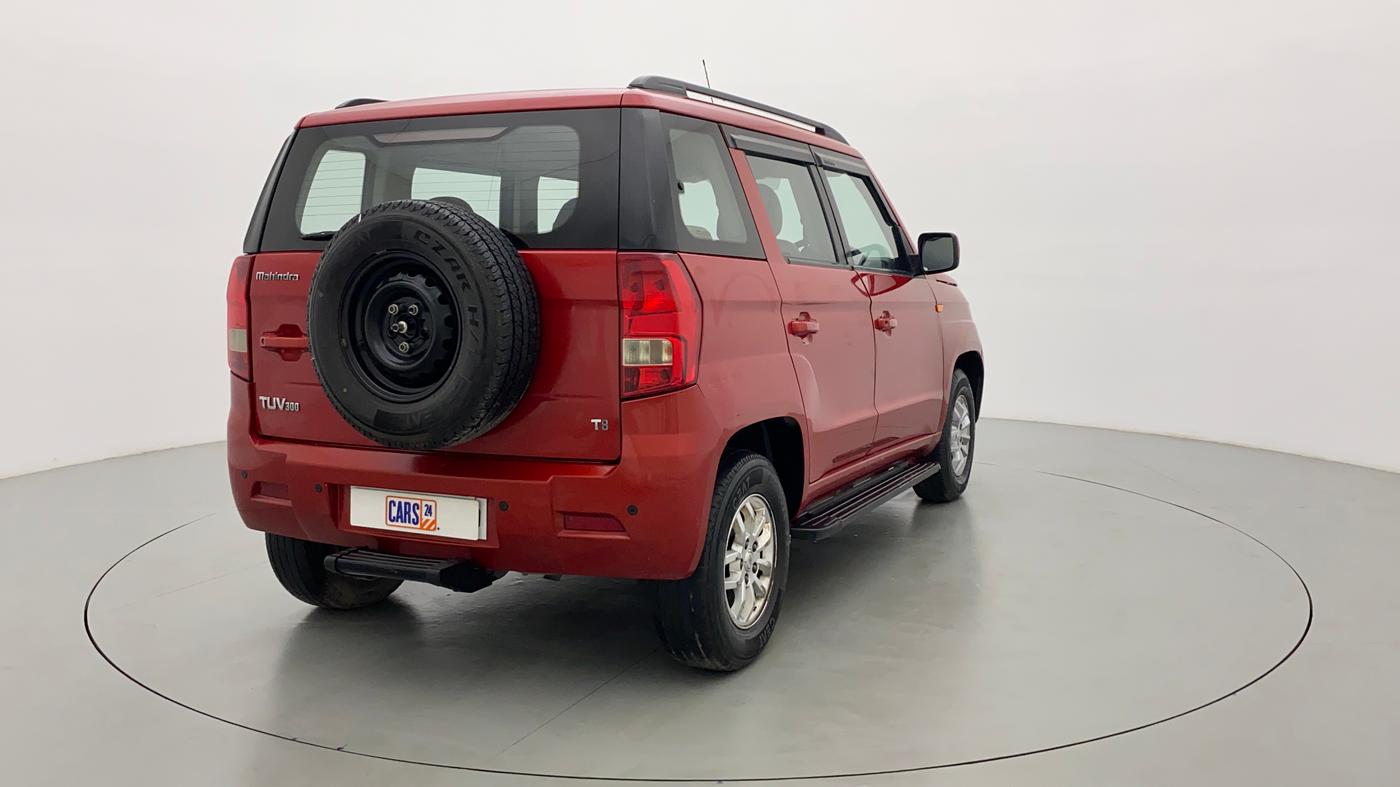 2019 Mahindra TUV300 T8, Diesel, Manual, 57,832 km, Right Back Diagonal