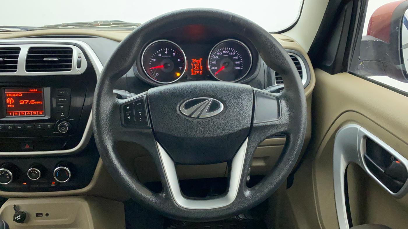 2019 Mahindra TUV300 T8, Diesel, Manual, 57,832 km, Steering Wheel Close Up