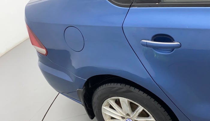 2017 Volkswagen Vento HIGHLINE DIESEL 1.5, Diesel, Manual, 96,453 km, Right quarter panel - Slightly dented