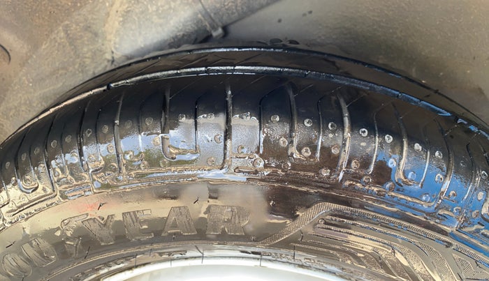 2014 Hyundai i10 MAGNA 1.1, Petrol, Manual, 94,728 km, Left Rear Tyre Tread