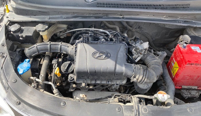 2014 Hyundai i10 MAGNA 1.1, Petrol, Manual, 94,728 km, Engine View - Right