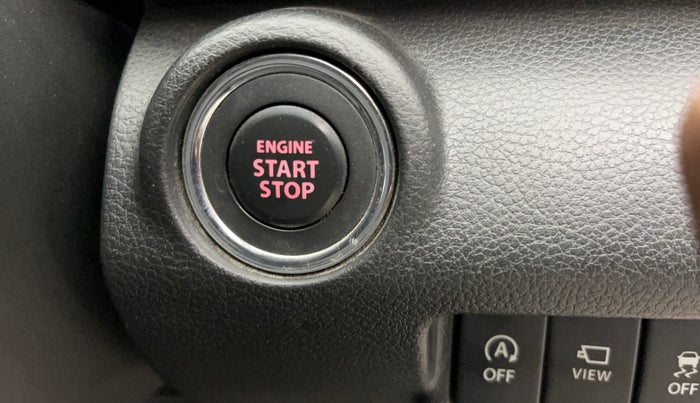 2023 Maruti XL6 ALPHA MT, Petrol, Manual, 32,459 km, Keyless Start/ Stop Button