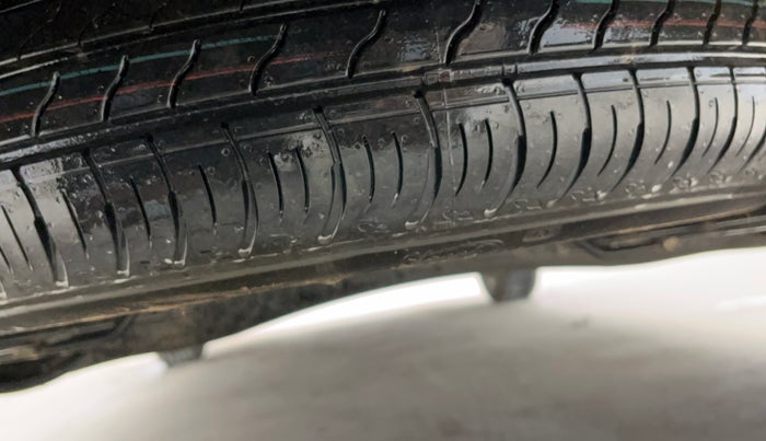 2023 Maruti XL6 ALPHA MT, Petrol, Manual, 32,459 km, Spare Tyre