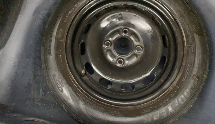 2012 Ford Figo TITANIUM 1.4 DIESEL, Diesel, Manual, 76,063 km, Spare Tyre