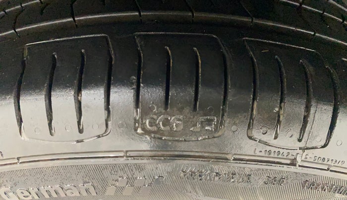 2012 Ford Figo TITANIUM 1.4 DIESEL, Diesel, Manual, 76,063 km, Left Front Tyre Tread