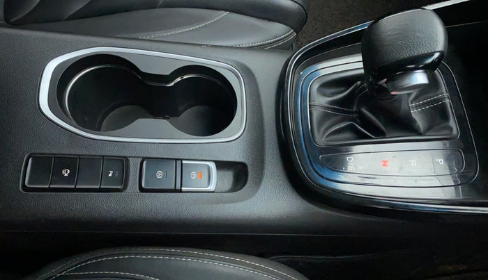 2019 MG HECTOR SHARP DCT PETROL, Petrol, Automatic, 29,647 km, Gear Lever