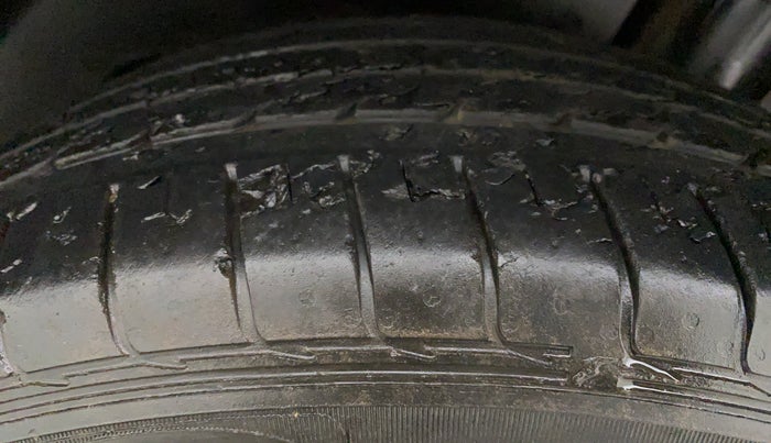 2019 MG HECTOR SHARP DCT PETROL, Petrol, Automatic, 29,647 km, Right Rear Tyre Tread