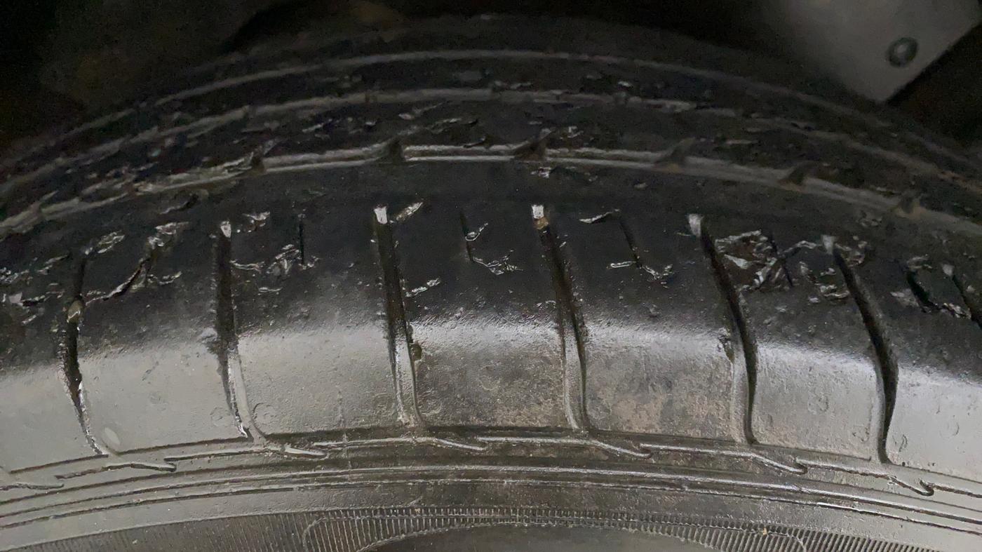 2019 MG HECTOR SHARP DCT PETROL, Petrol, Automatic, 29,647 km, Left Rear Tyre Tread