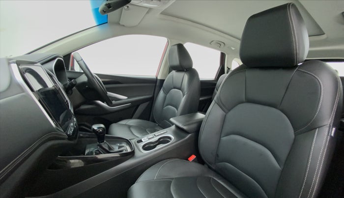 2019 MG HECTOR SHARP DCT PETROL, Petrol, Automatic, 29,647 km, Right Side Front Door Cabin
