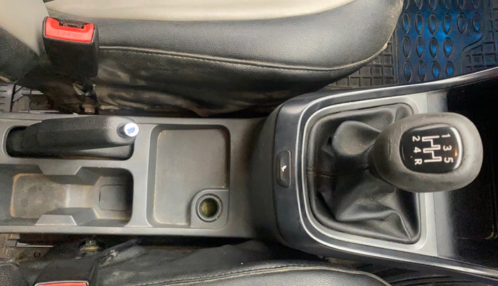 2020 Tata ALTROZ XT PETROL, Petrol, Manual, 68,720 km, Gear Lever