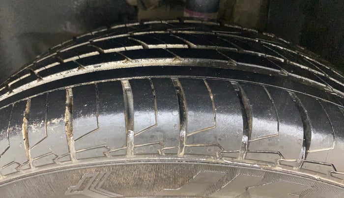 2020 Tata ALTROZ XT PETROL, Petrol, Manual, 68,720 km, Left Front Tyre Tread