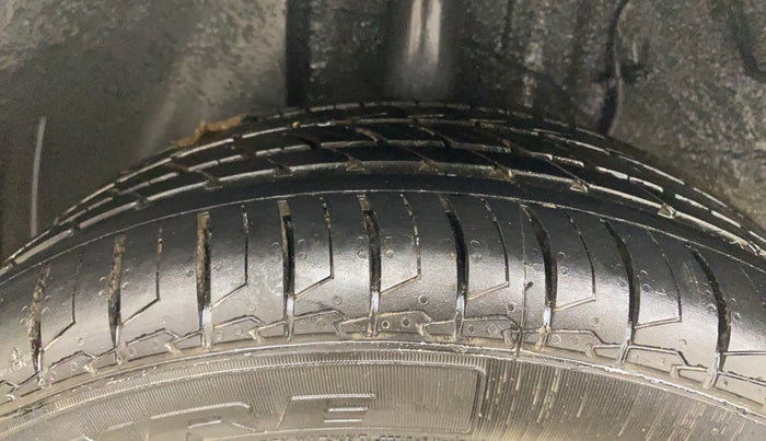 2020 Tata ALTROZ XT PETROL, Petrol, Manual, 68,720 km, Right Rear Tyre Tread