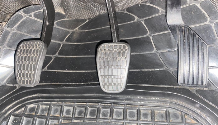 2020 Tata ALTROZ XT PETROL, Petrol, Manual, 68,720 km, Pedals