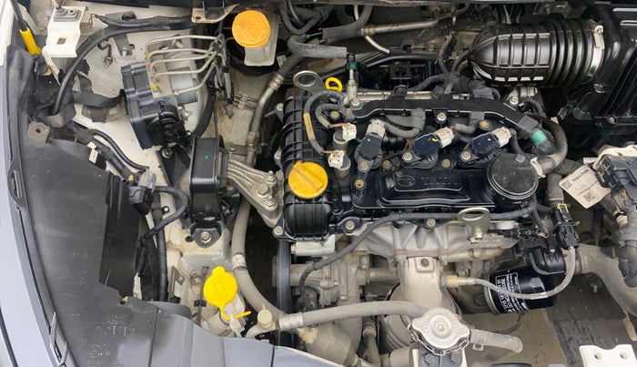 2020 Tata ALTROZ XT PETROL, Petrol, Manual, 68,720 km, Engine View - Right