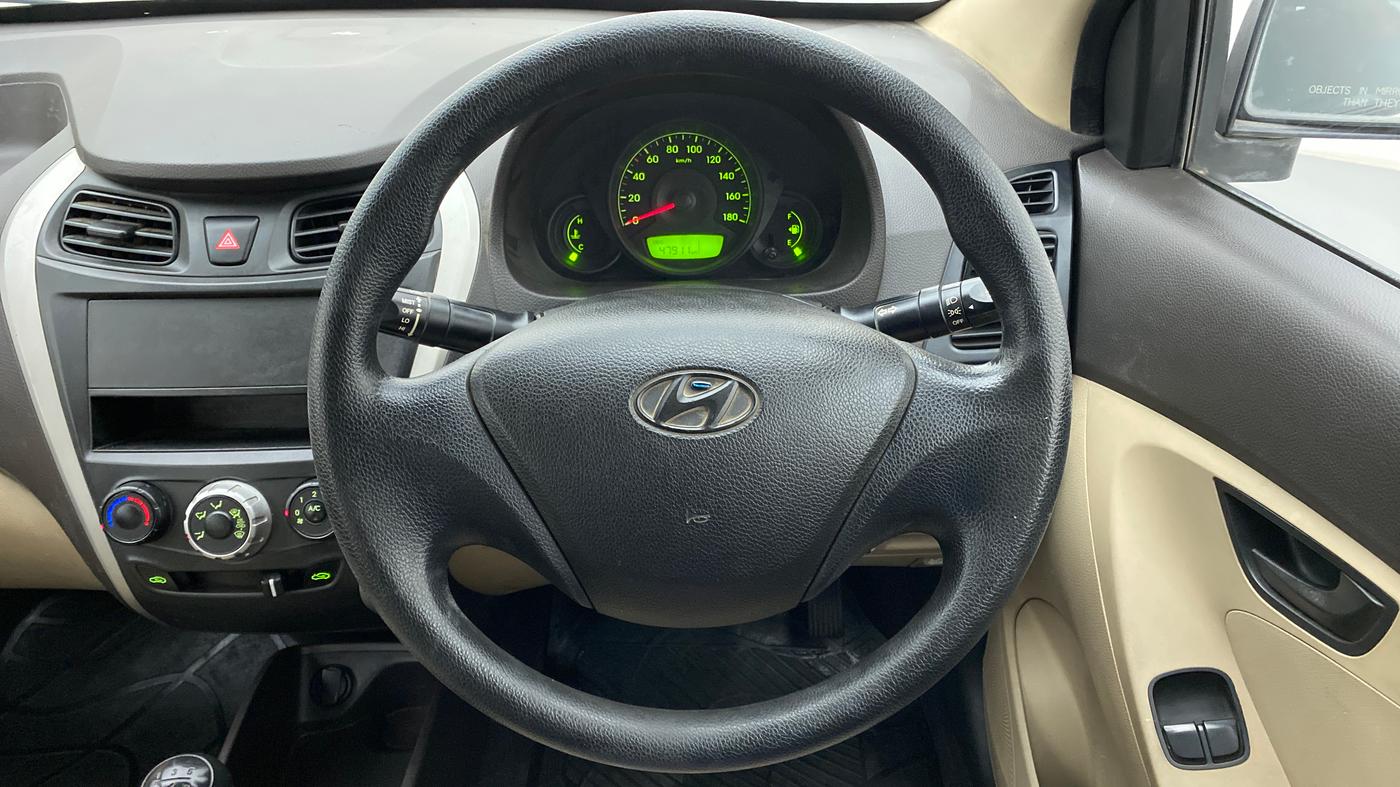 2015 Hyundai Eon ERA PLUS, Petrol, Manual, 47,975 km, Steering Wheel Close Up