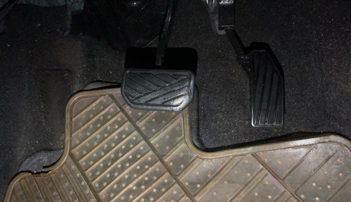 2018 Maruti Baleno DELTA CVT PETROL 1.2, Petrol, Automatic, 45,665 km, Pedals