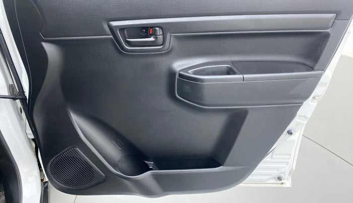 2021 Maruti S PRESSO VXI PLUS, Petrol, Manual, 5,551 km, Driver Side Door Panels Control
