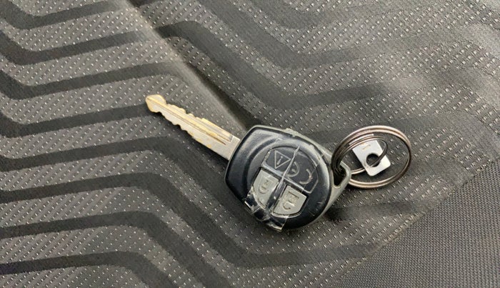 2019 Maruti Swift VXI AMT, Petrol, Automatic, 72,389 km, Key Close Up