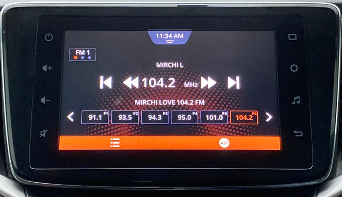 2019 Toyota Glanza V CVT, Petrol, Automatic, 30,818 km, Infotainment System