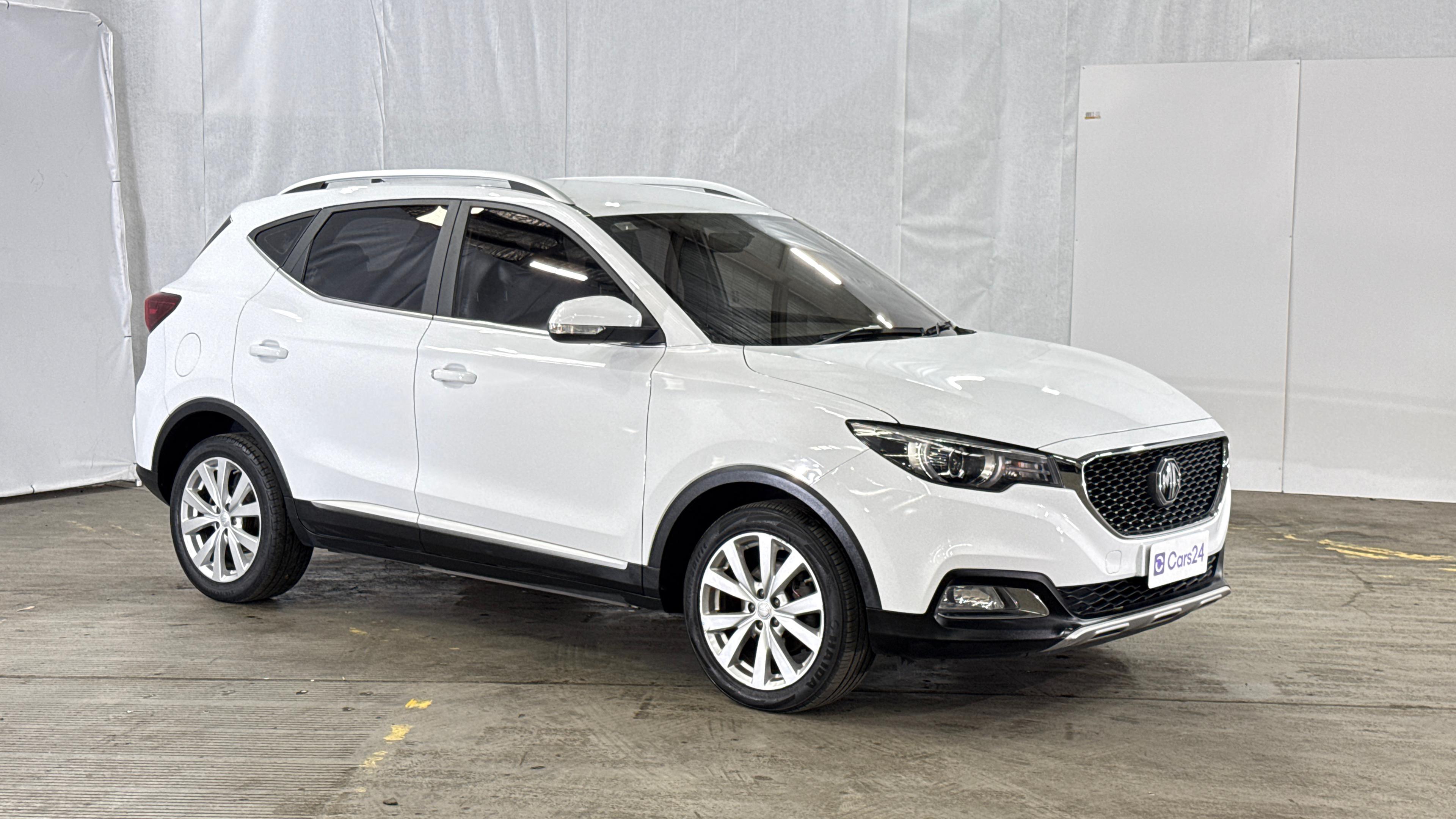 MG ZS image