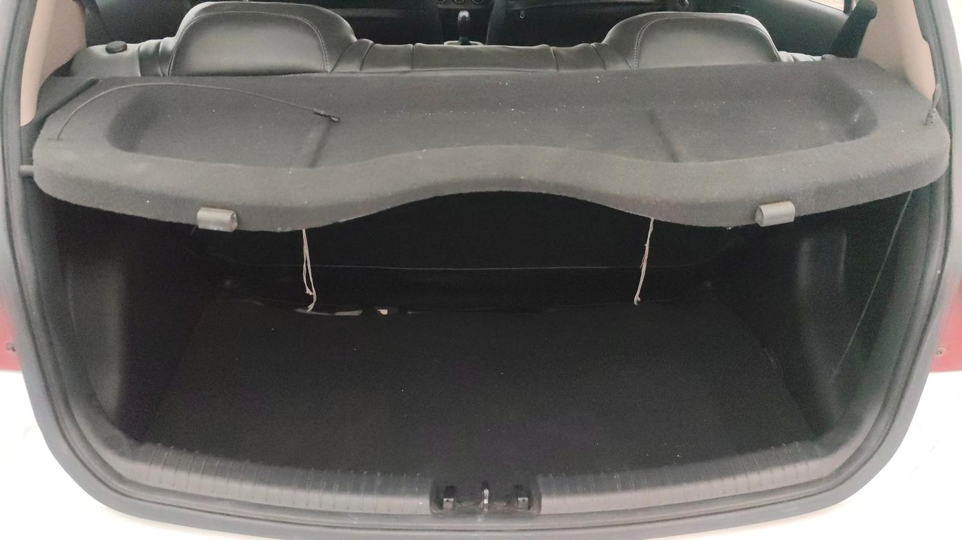 2018 Hyundai Grand i10 MAGNA AT 1.2 KAPPA VTVT, Petrol, Automatic, 39,243 km, Boot Inside