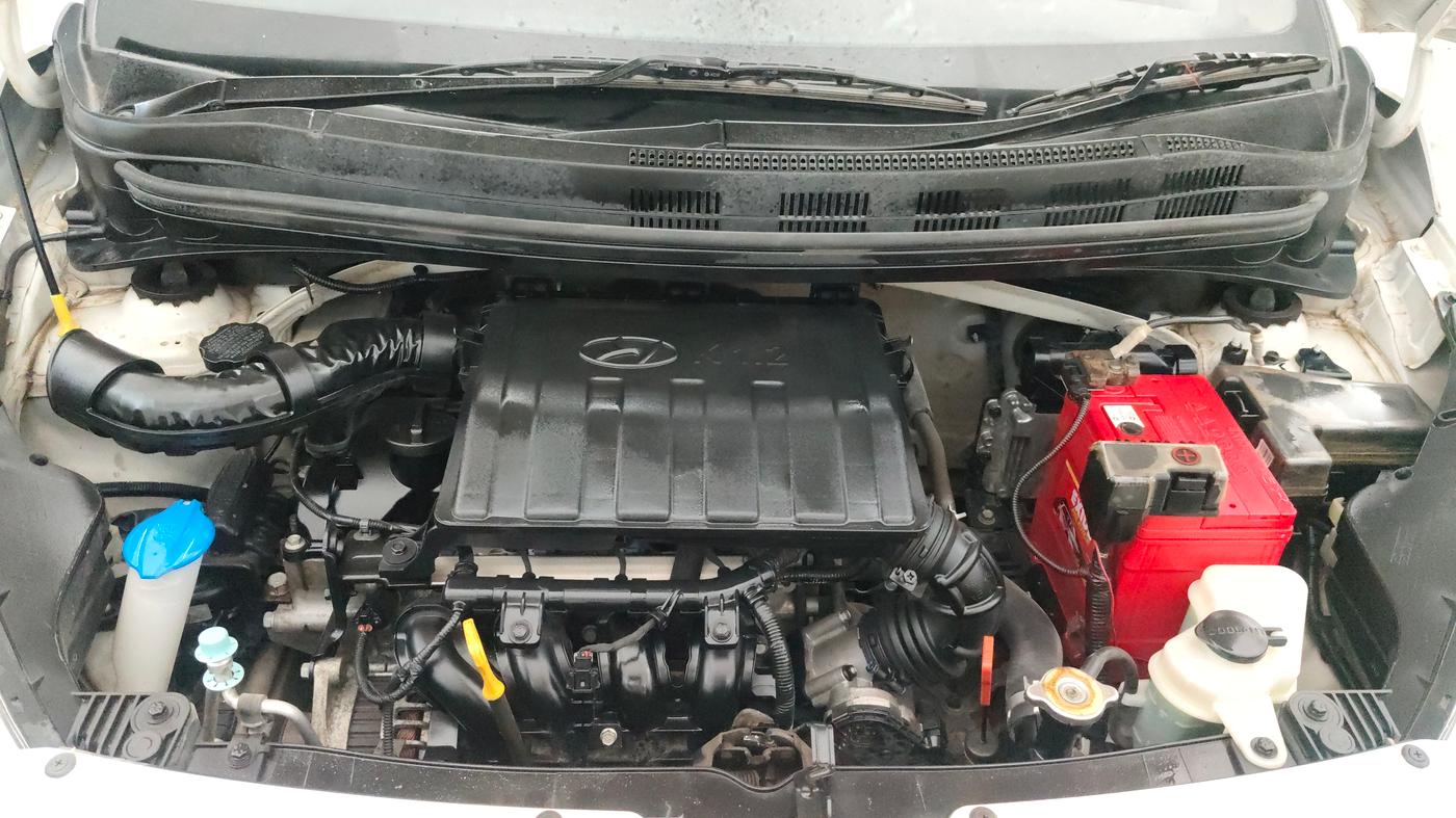 2018 Hyundai Grand i10 MAGNA AT 1.2 KAPPA VTVT, Petrol, Automatic, 39,243 km, Engine View