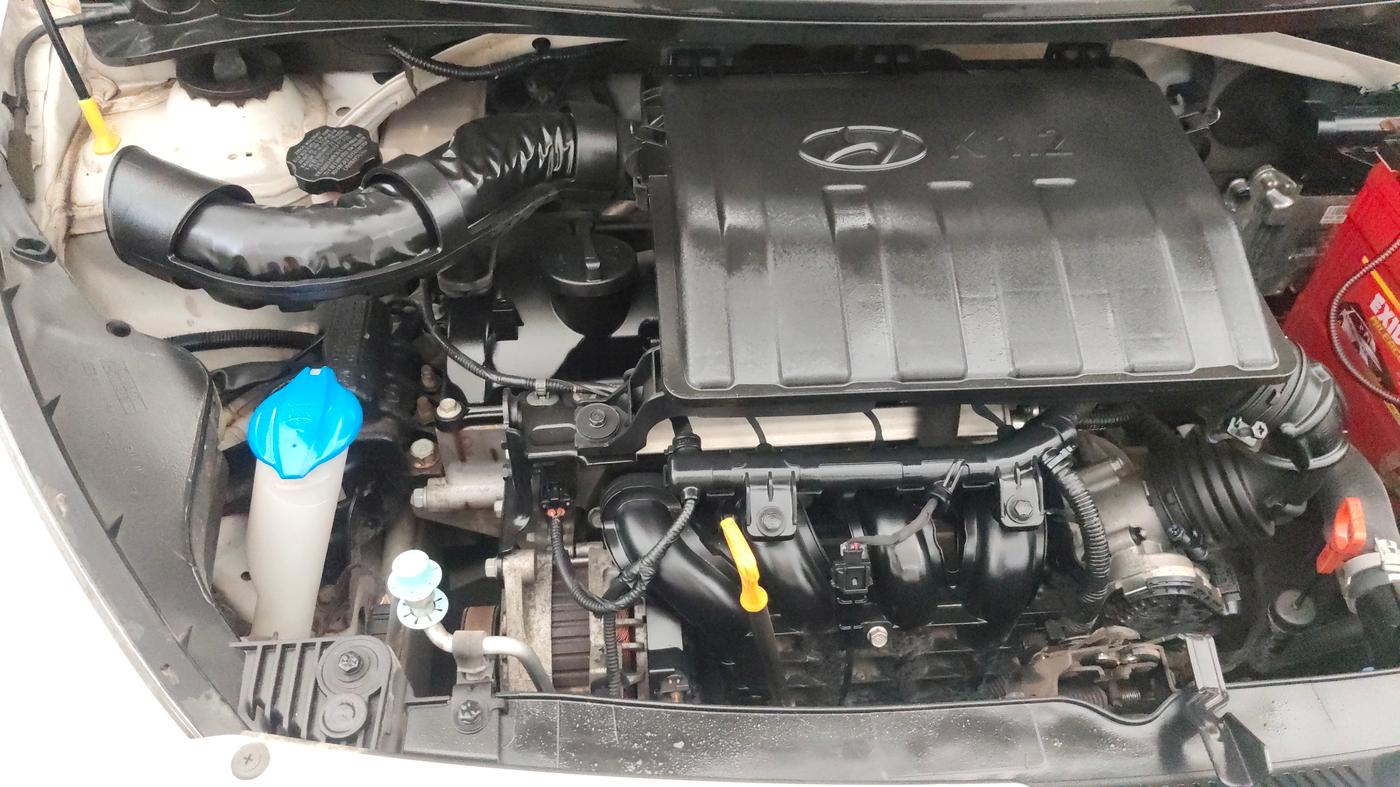 2018 Hyundai Grand i10 MAGNA AT 1.2 KAPPA VTVT, Petrol, Automatic, 39,243 km, Engine View - Right
